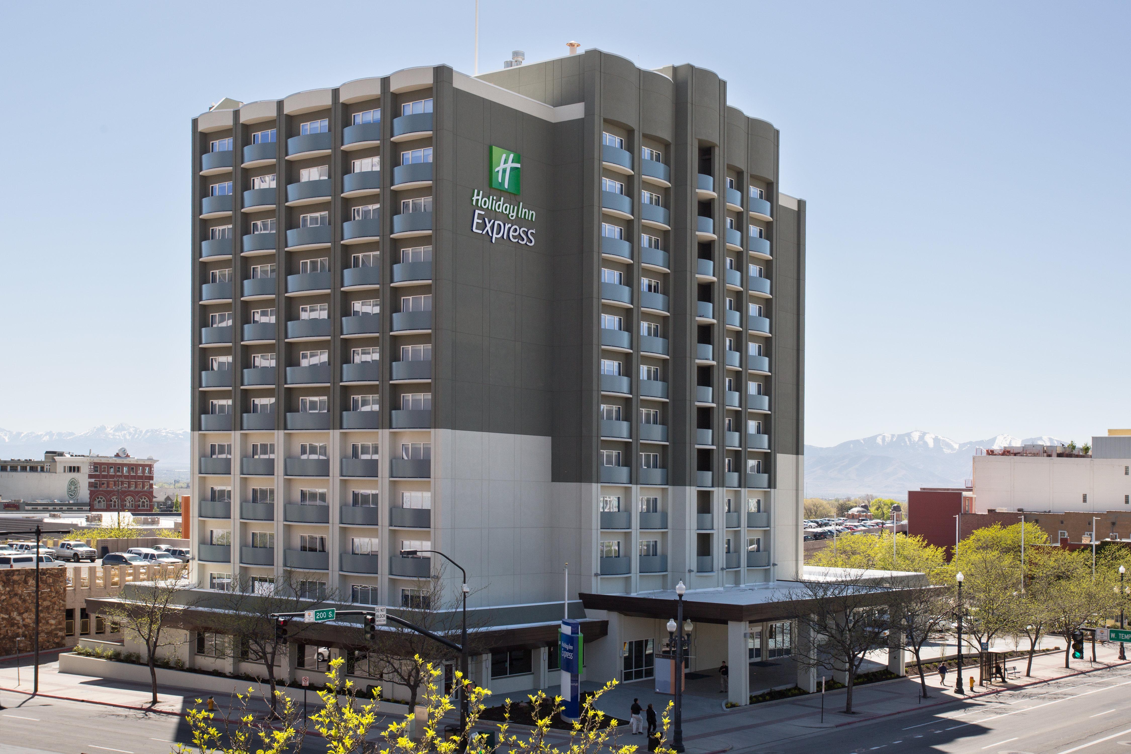 Holiday Inn Express & Suites Memphis Arpt Elvis Presley Blv By Ihg Eksteriør bilde